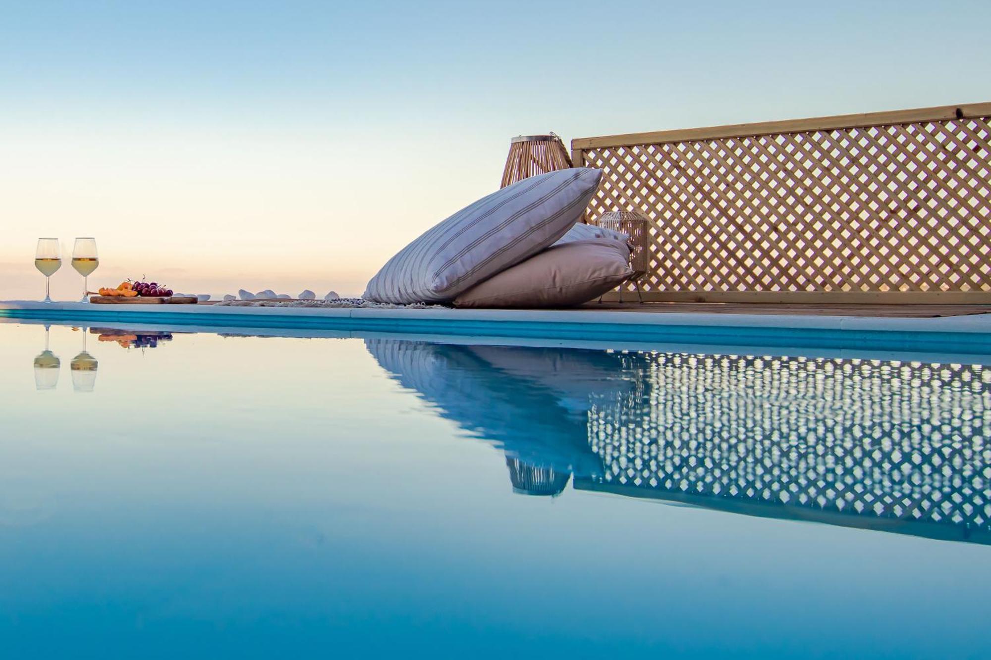 Georgianna'S Suite With Private Pool , 'Blank Suite' Harokopió Kültér fotó